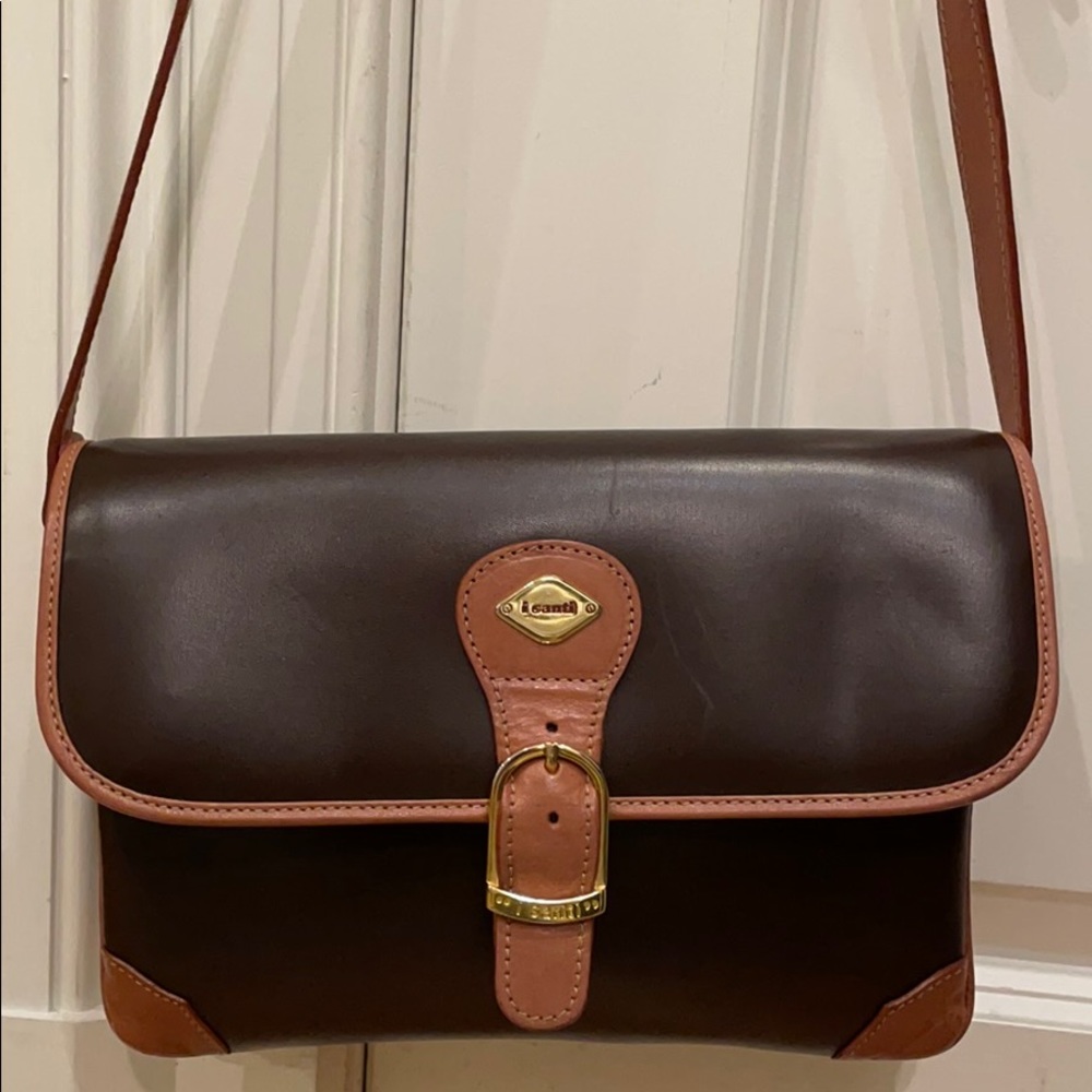 Isanti crossbody bag